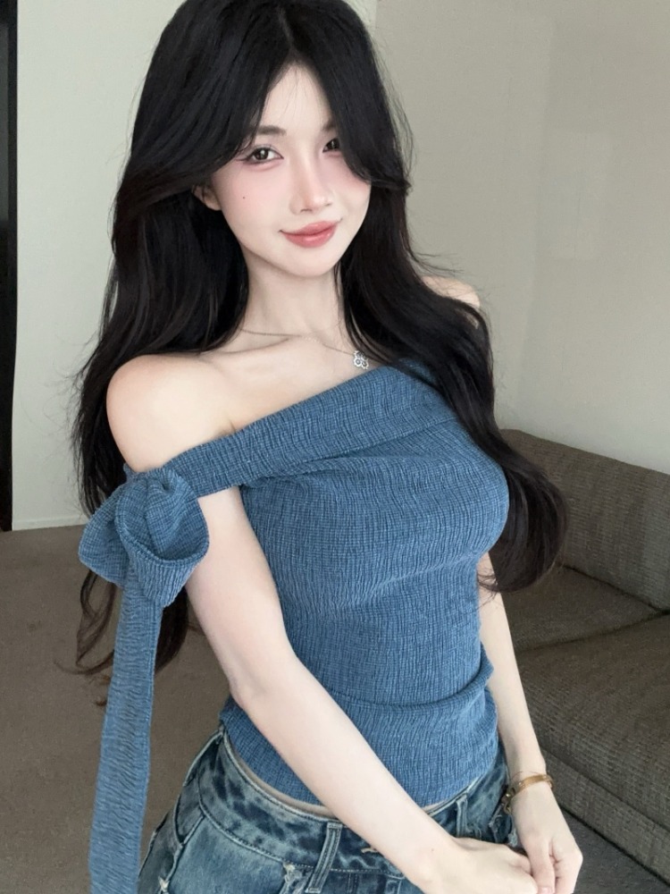 T Shirt Tight Fit - Spicy Girl One-Shoulder Tie Waist Short